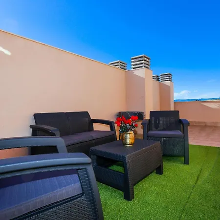 Duplex New Planet Costa Dorada * サロウ