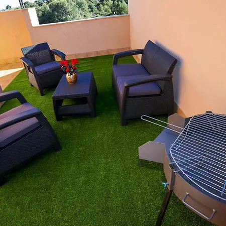 Duplex New Planet Costa Dorada サロウ
